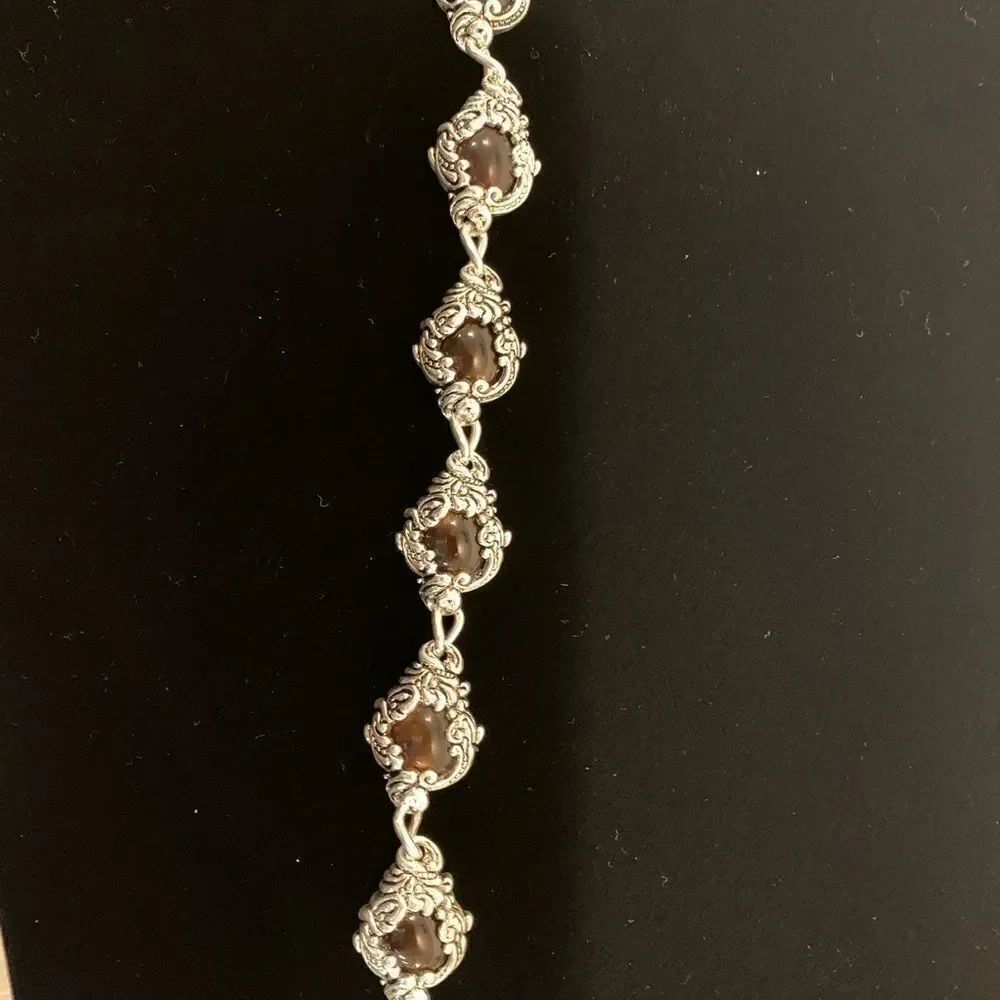 Bracelets - Picture 10 of 14